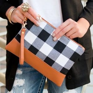 Womens Buffalo Plaid Clutch
